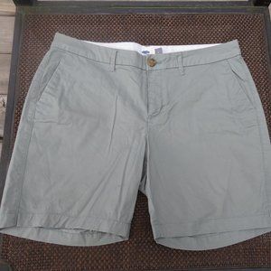 Old Navy Twill Shorts - 7" inseam - Size 8